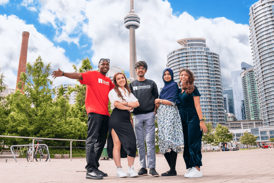 TSoM Students with CN tower at the background